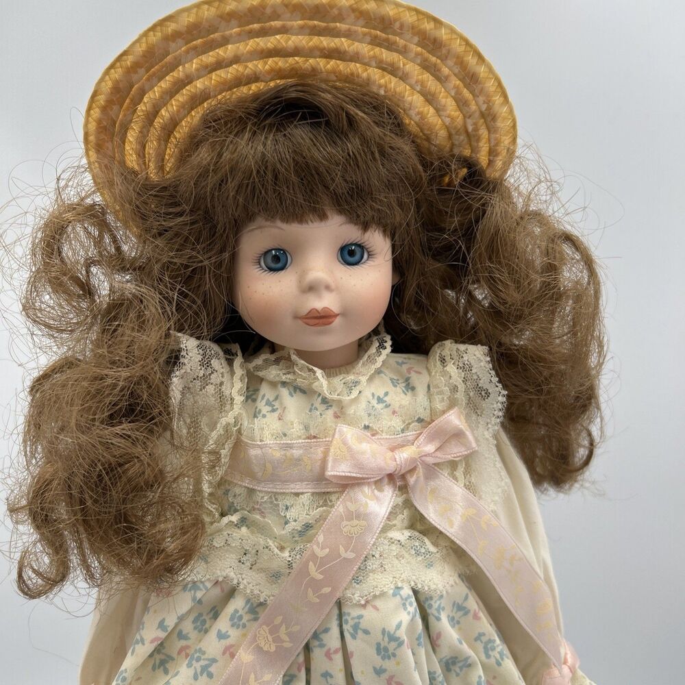Princess House Jessica Porcelain Collector Doll Brunette Blue Eyes Straw Hat-BOX - Picture 2 of 15